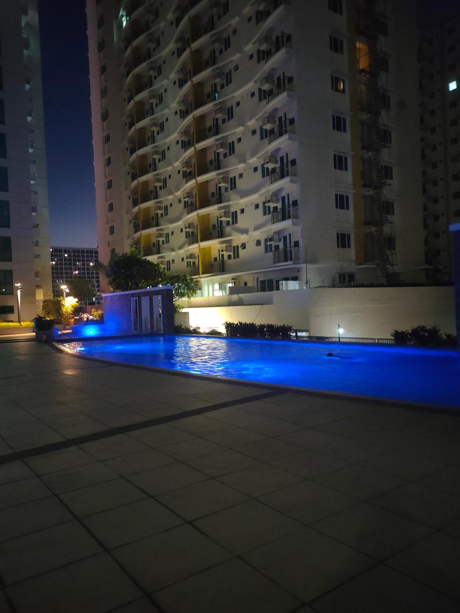 Bay Garden Club And Residences Pasay Exterior foto